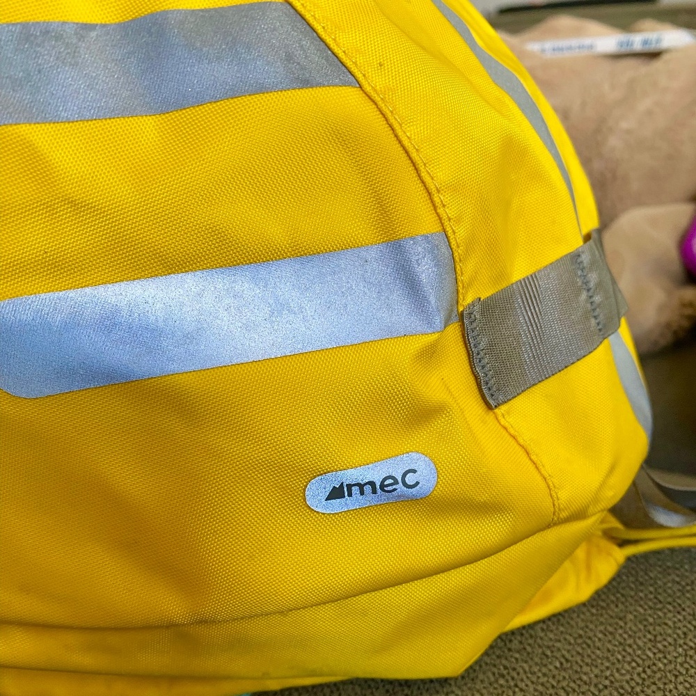 MEC helmet cover - Brand new with Tags